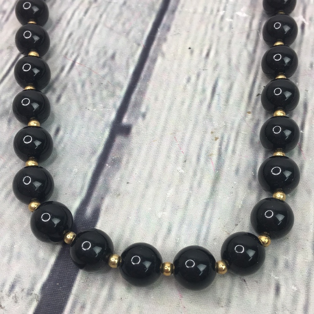 Elegant Black and Gold Beaded Necklace